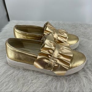 Michael Kors BELLA Ruffled Leather Slip-On Sneaker Sz 9
